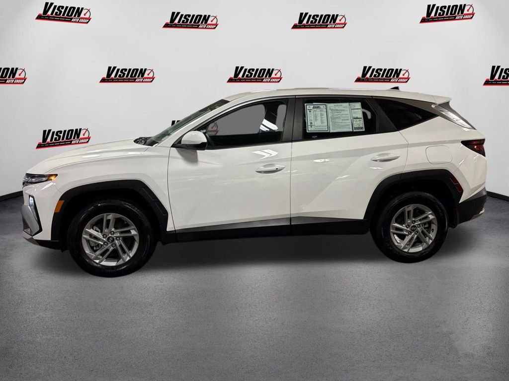 2025 Hyundai Tucson SE - Photo 8