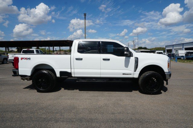 Used 2025 Oxford White Ford XLT image 4