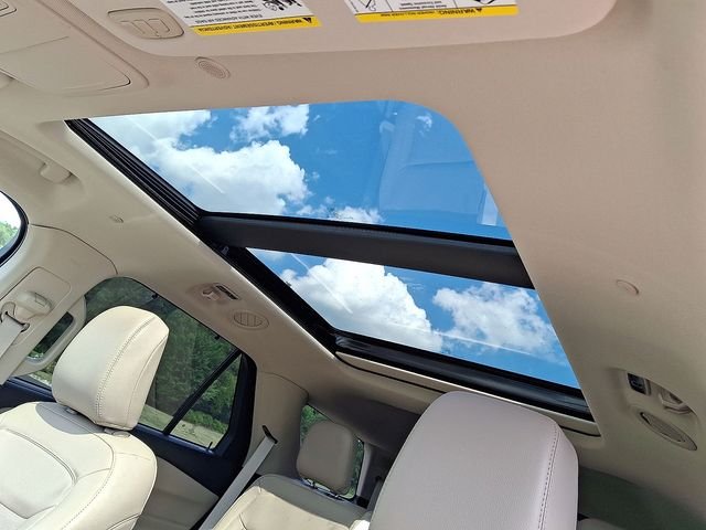 2021 Ford Explorer Limited - Photo 19