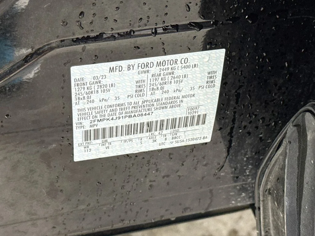 Used 2023 Agate Black Metallic Ford SEL image 32