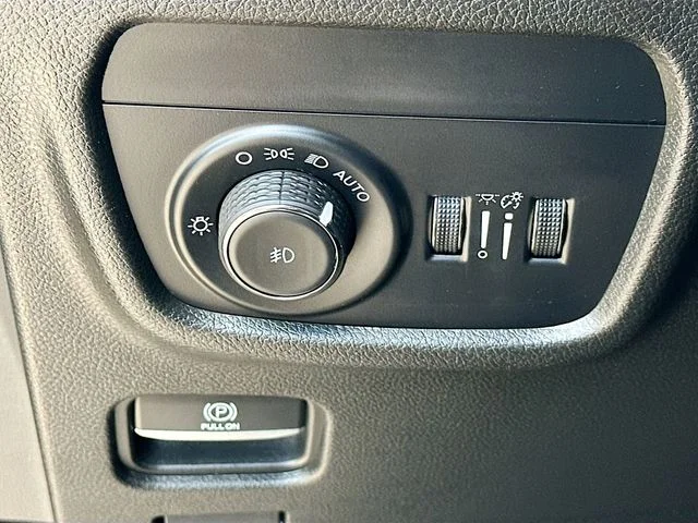 Used 2023 Black Jeep Limited image 10