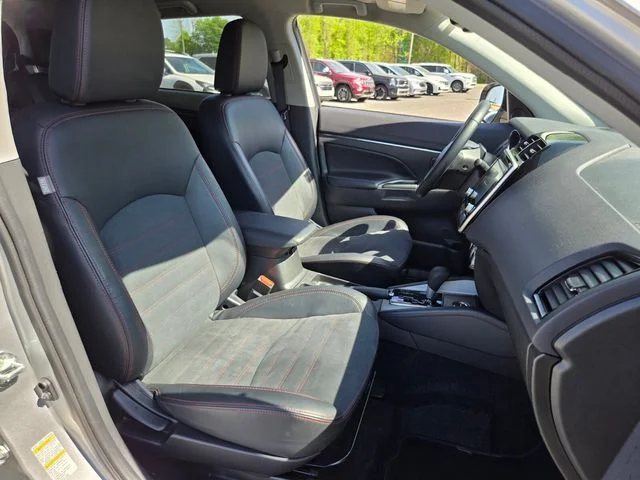 Used 2025 Silver Mitsubishi 2.0 SE image 19