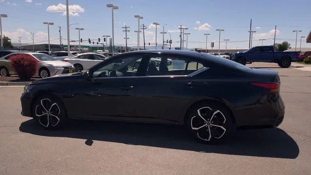 Used 2026 Black Nissan 2.5 SR image 7
