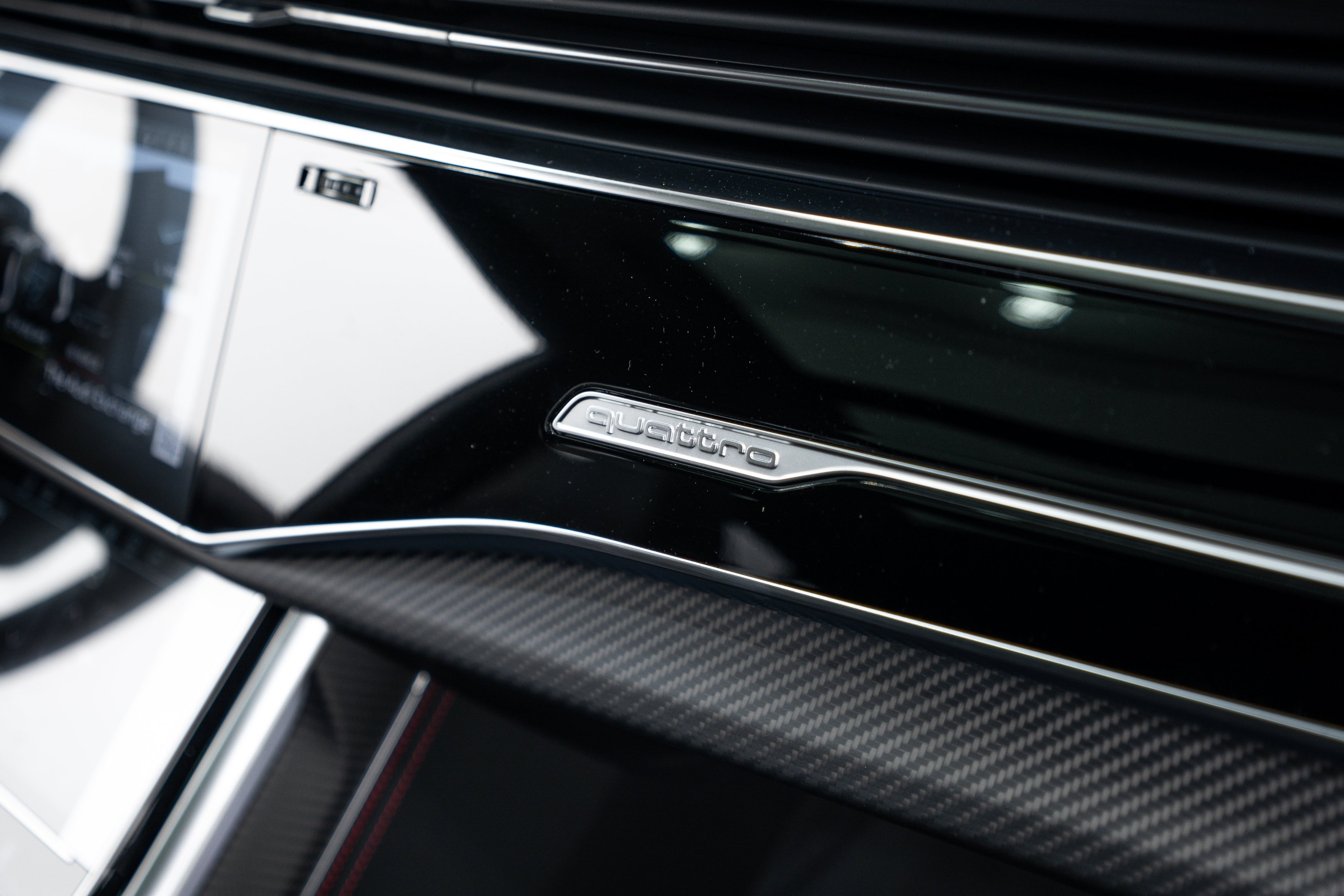 New 2026 Daytona Gray Audi performance image 9