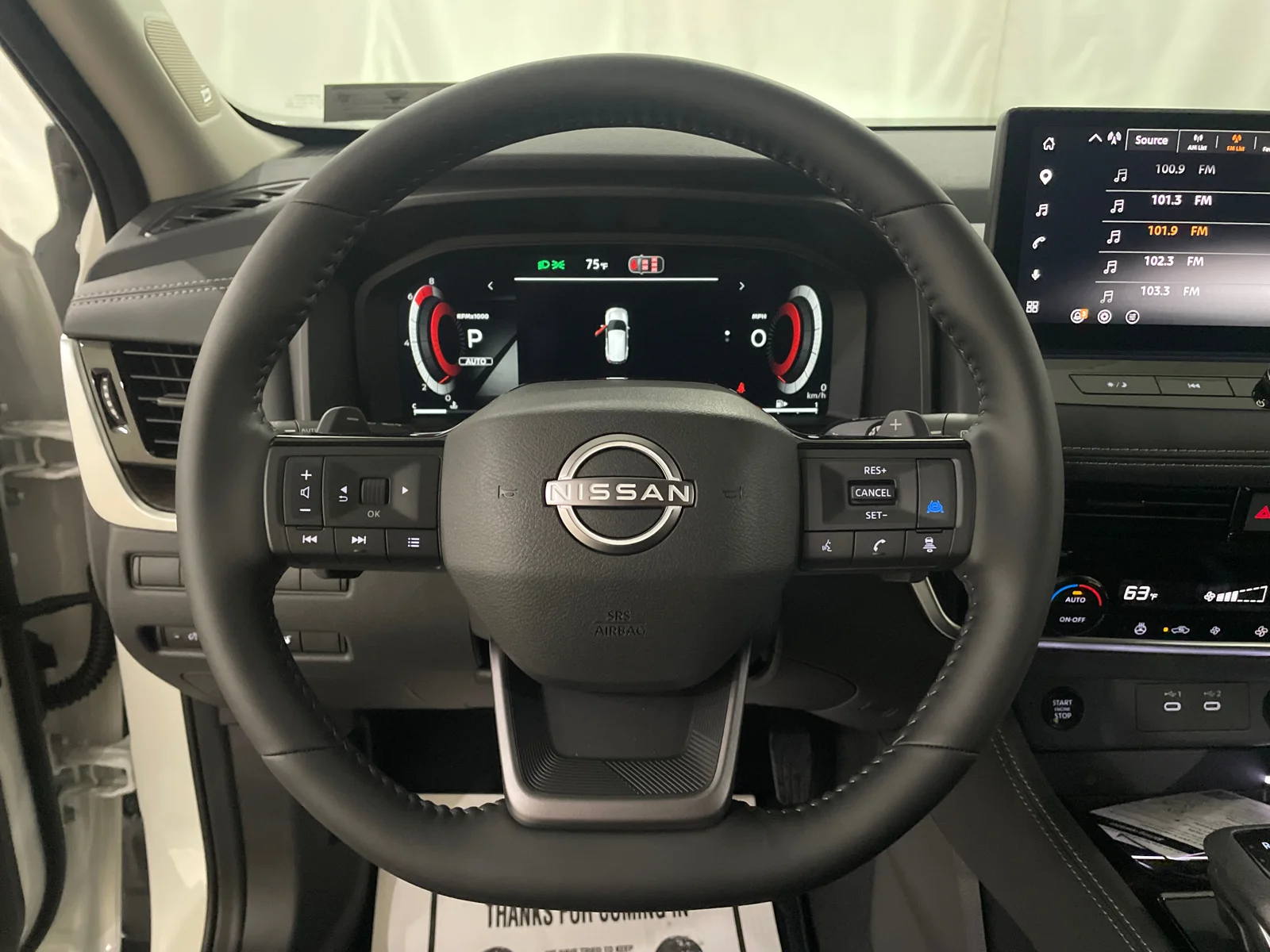 New 2026 Everest White Pearl/Super Black Nissan Platinum image 15