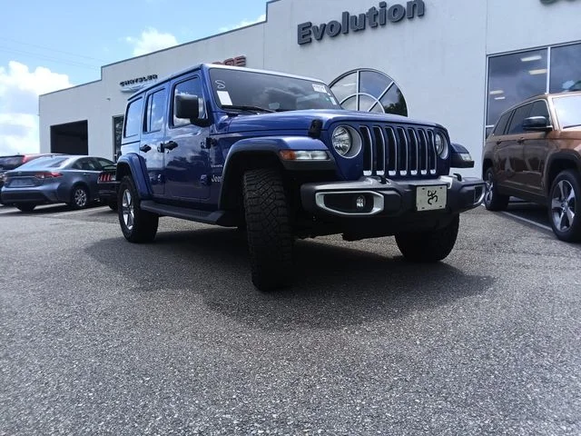 Used 2020 Blue Jeep Unlimited Sahara image 4