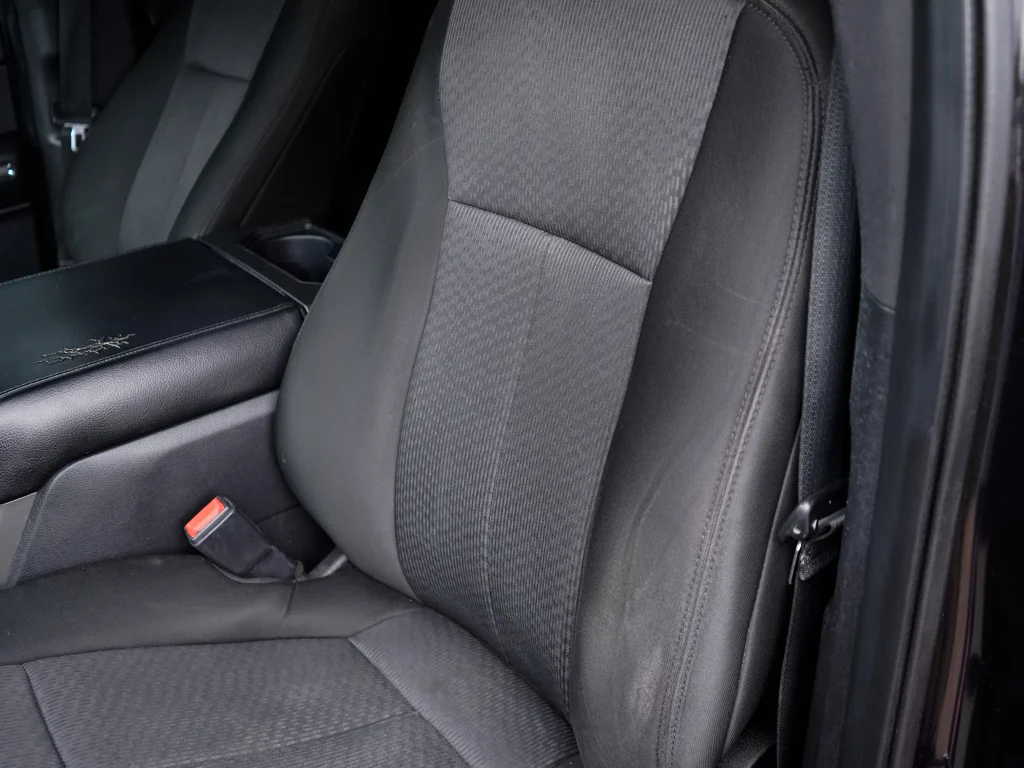 Used 2019 Agate Black Metallic Ford XLT image 25