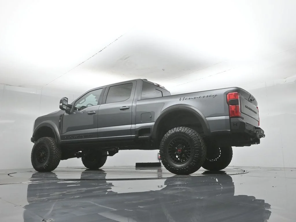 New 2026 Carbonized Gray Metallic Ford Lariat image 54