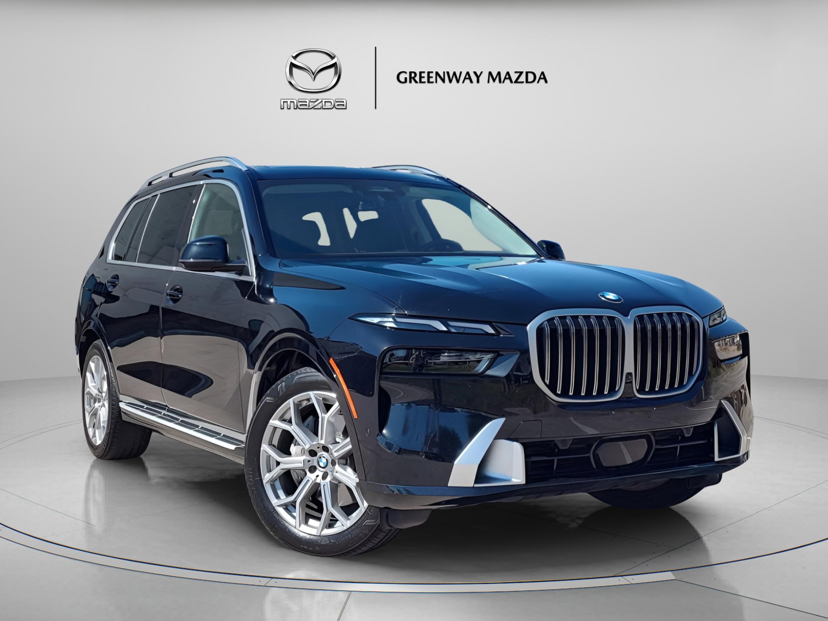 2025 BMW X7 xDrive40i's photo