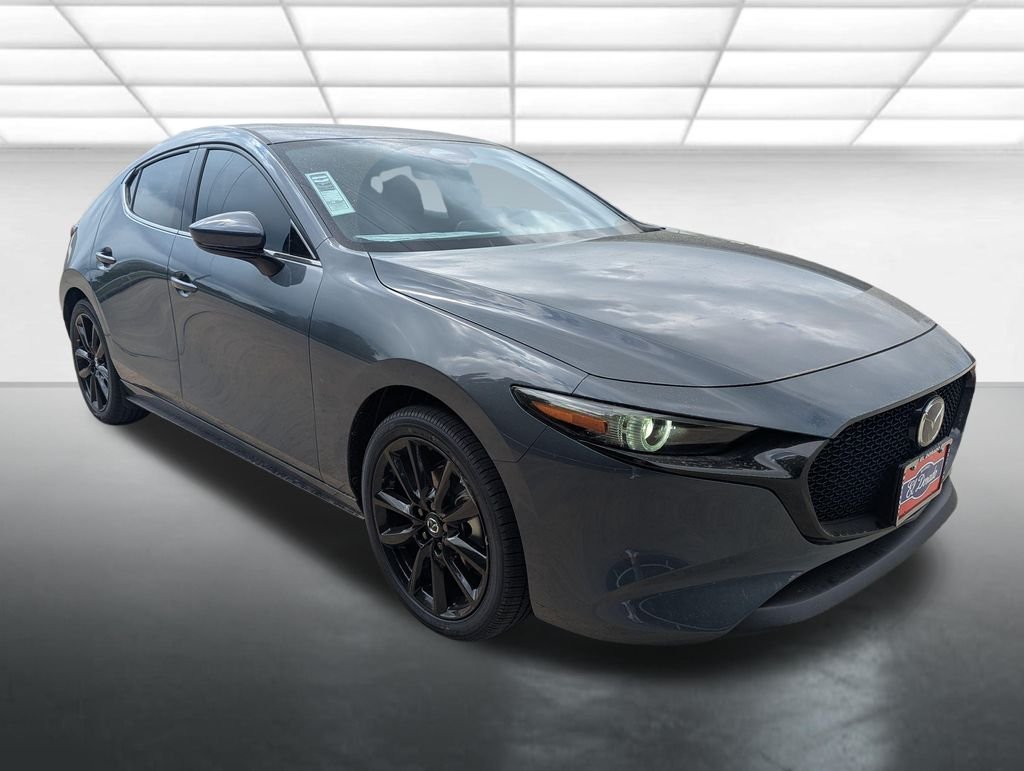 2026 Mazda CX-3 Premium MT 5-Door SKYACTIV's photo