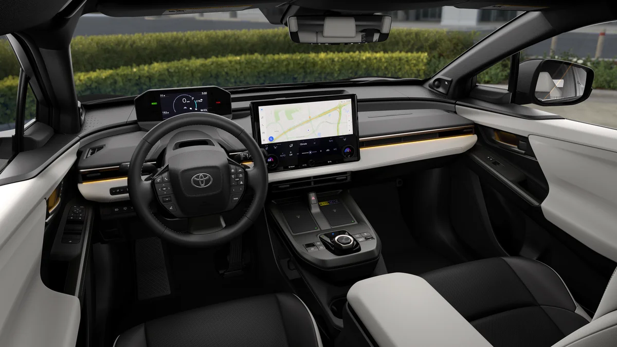 New 2026 Wind Chill Pearl with Midnight Black Metallic roof Toyota Limited image 19