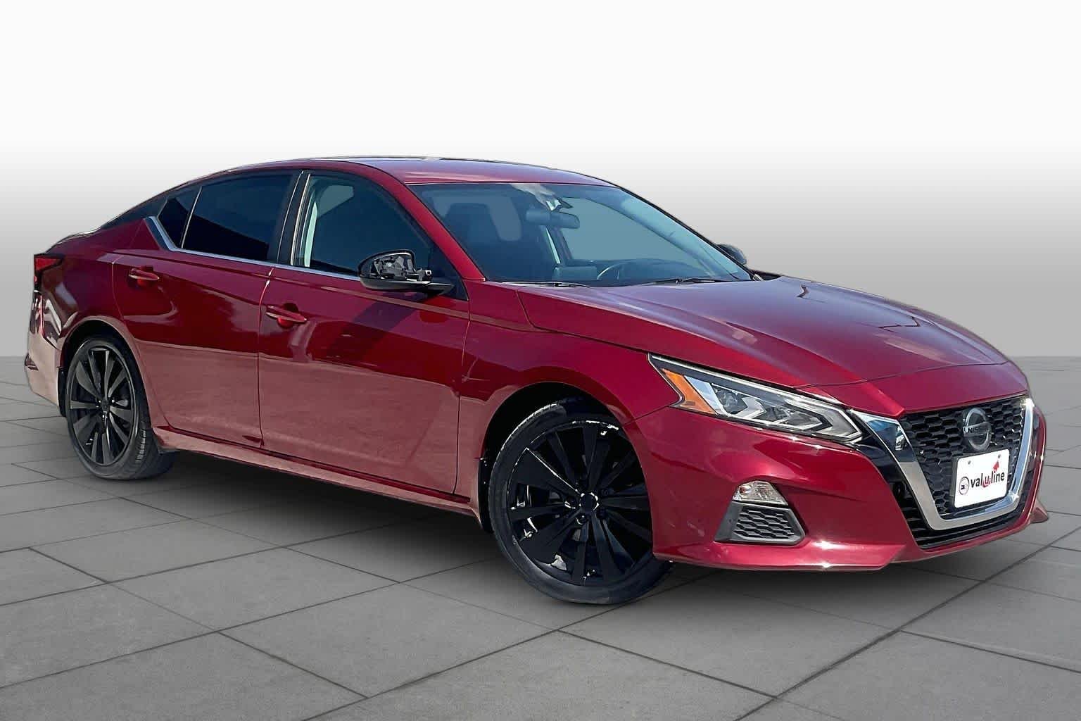 Pre-Owned 2019 Nissan Altima 2.5 SR