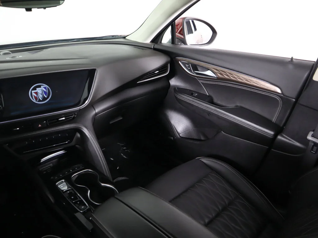 Used 2023 Cinnabar Metallic Buick Avenir image 43