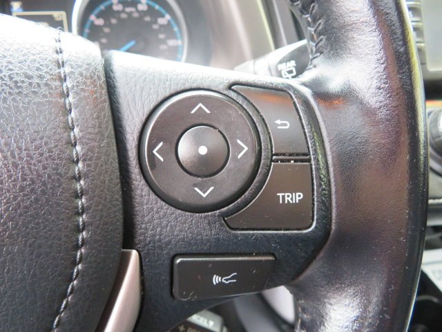 Used 2017 Blizzard Pearl Toyota Limited image 29