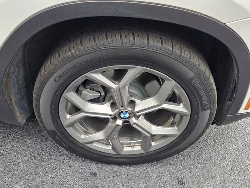 Used 2022 Alpine White BMW xDrive30i image 18
