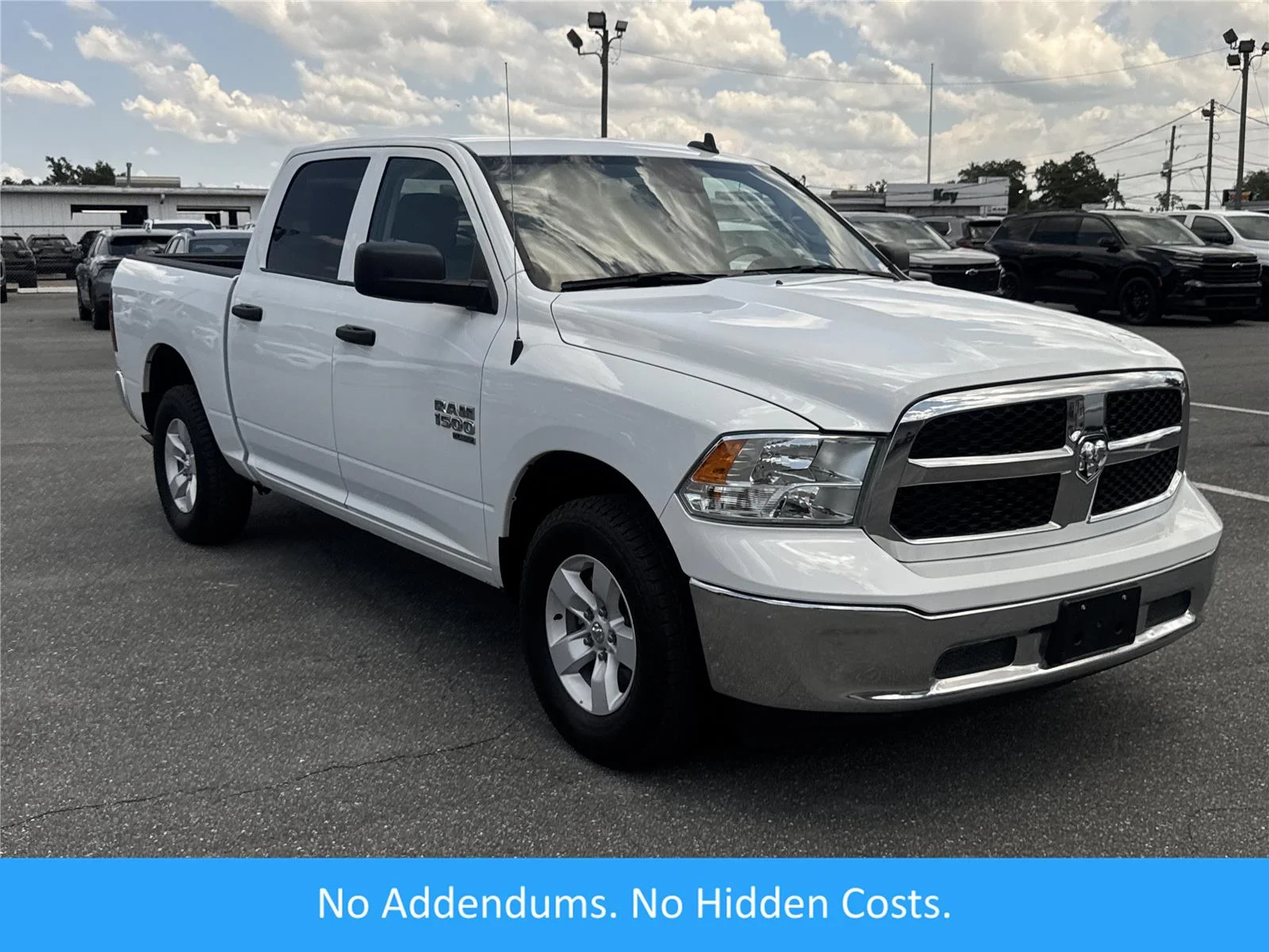 2023 RAM 1500 Classic SLT 4x4 Crew Cab 5'7's photo