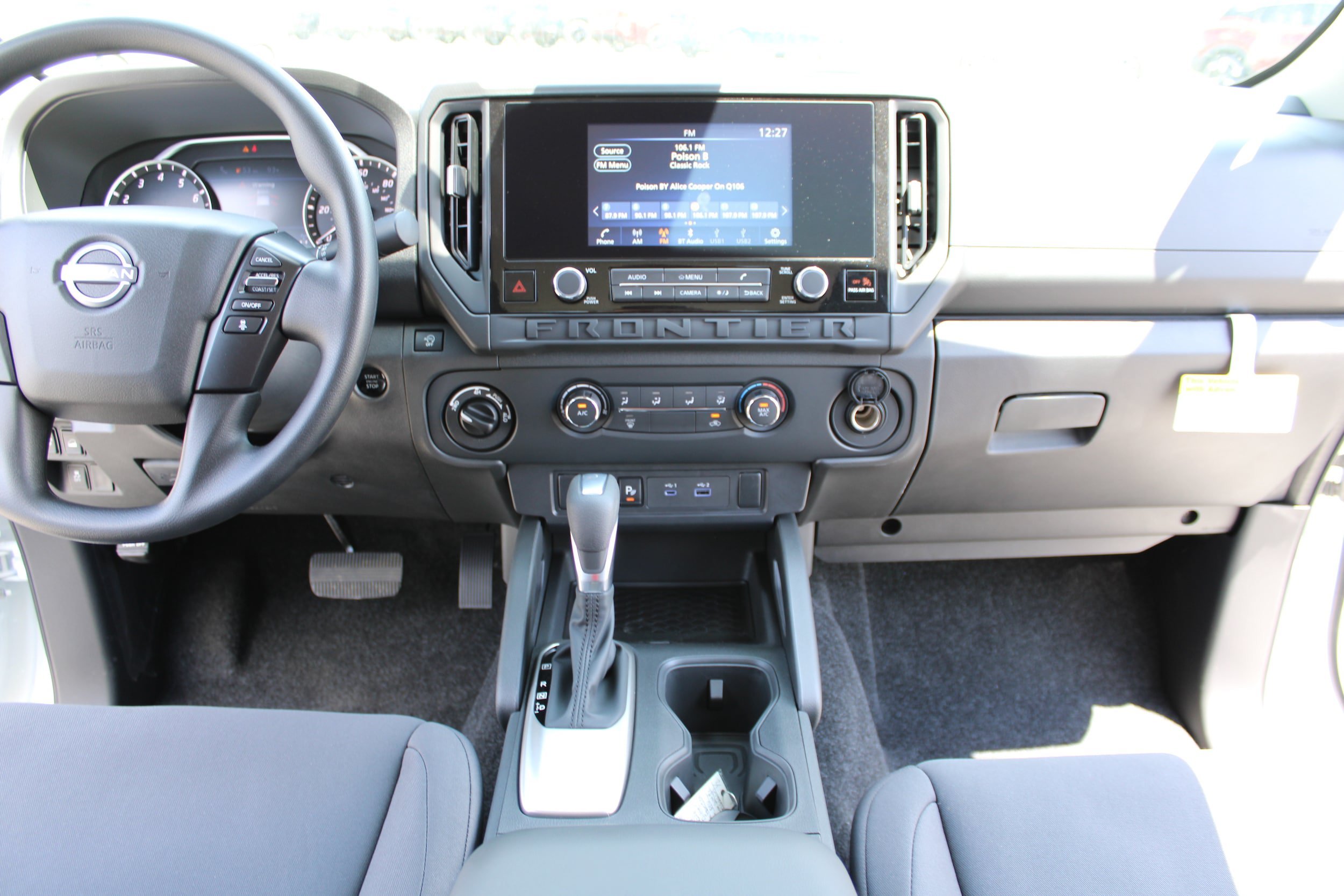 New 2026 Glacier White Nissan Crew Cab S image 21