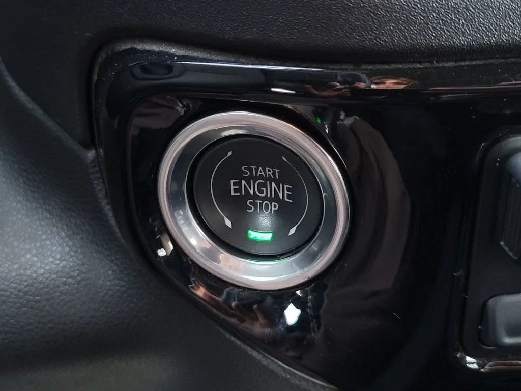 Used 2025 Black Chevrolet LT image 34