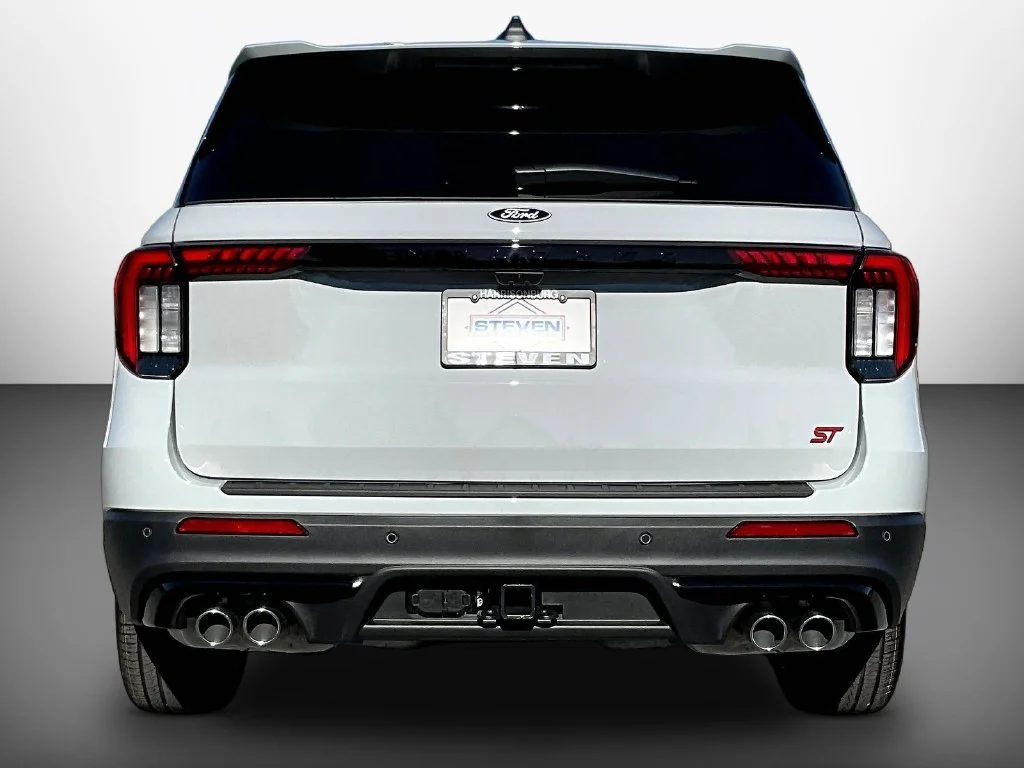 New 2027 Avalanche Gray Ford ST image 4