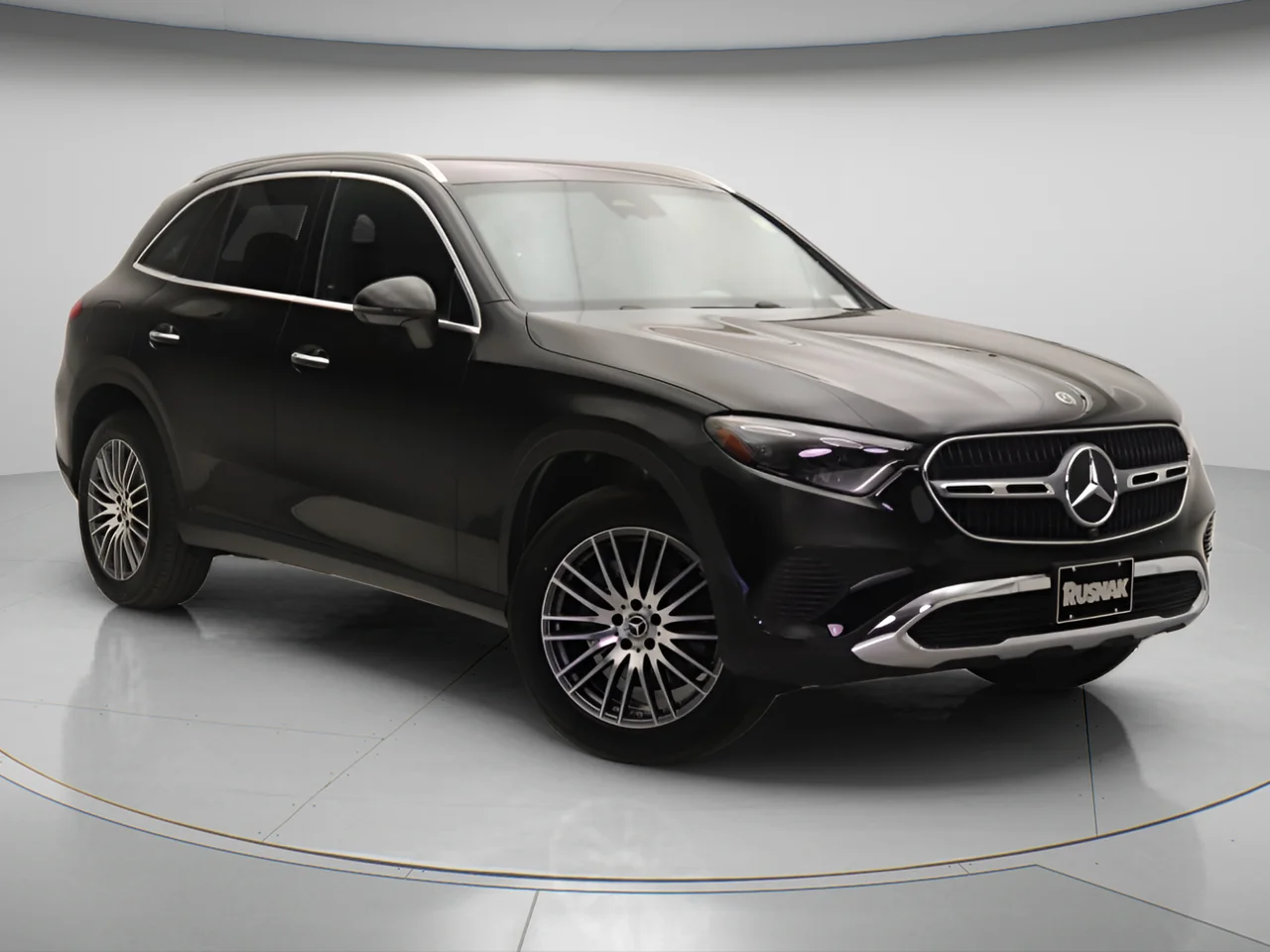 2026 Mercedes-Benz GLC GLC 300's photo