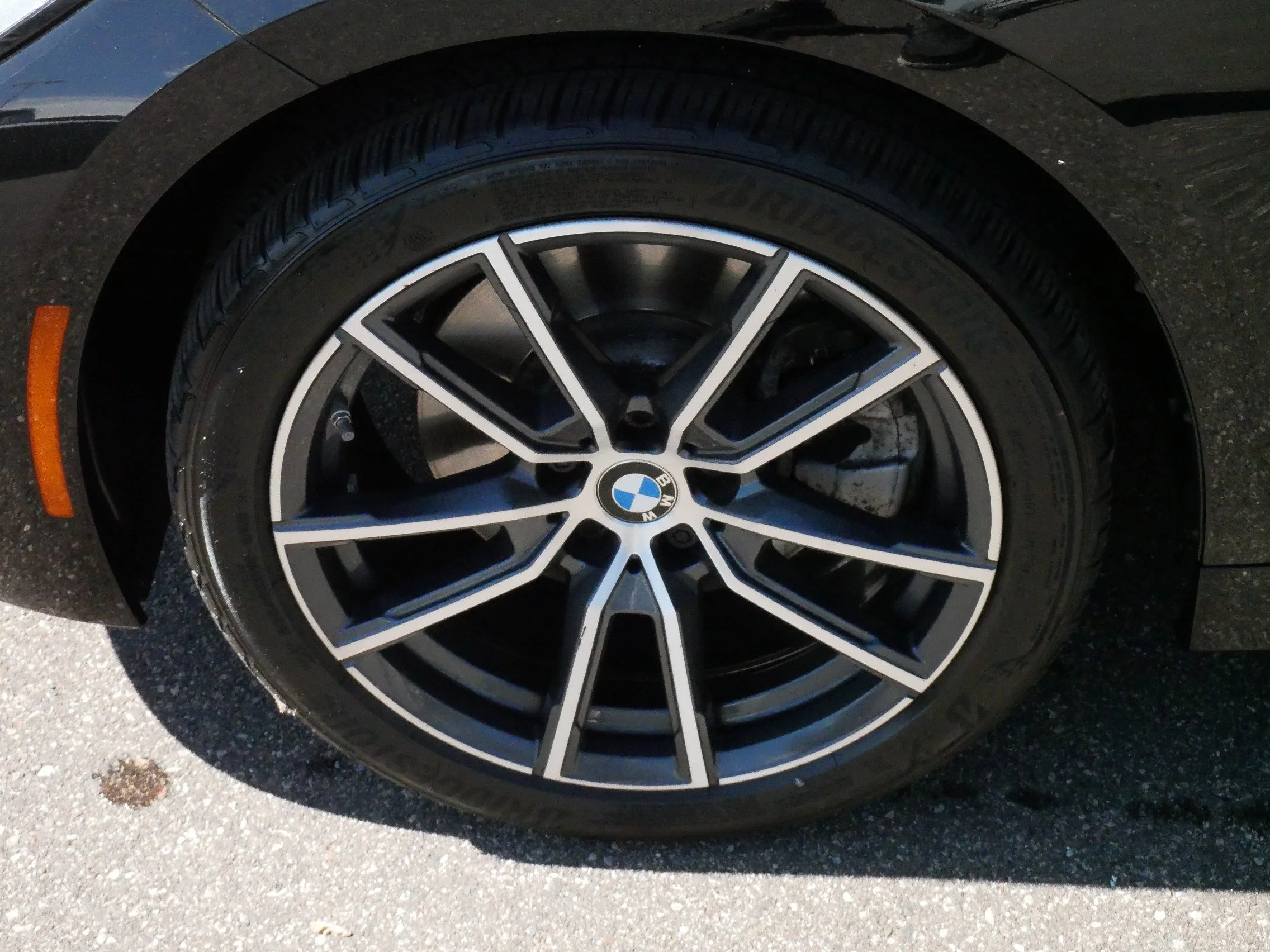 Used 2021 Jet Black BMW 330i xDrive image 15