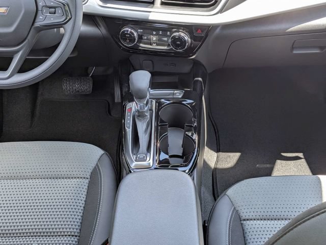 2026 Chevrolet Trax LT - Photo 18