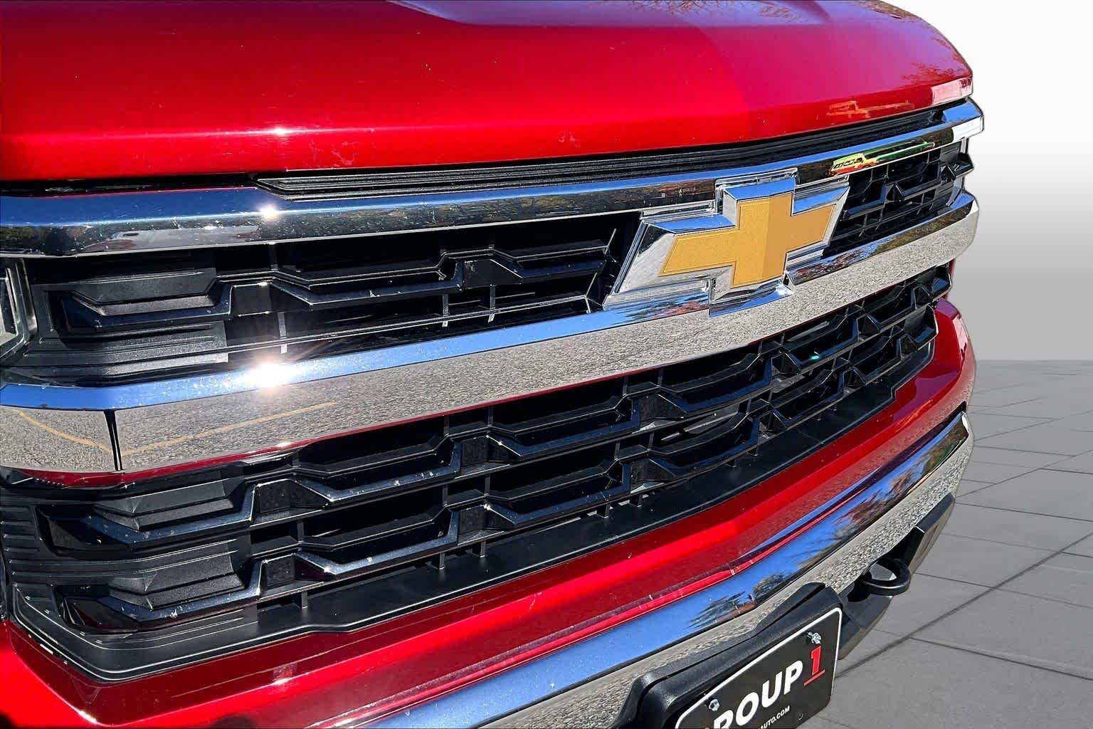 Used 2023 Radiant Red Tintcoat Chevrolet LT image 32