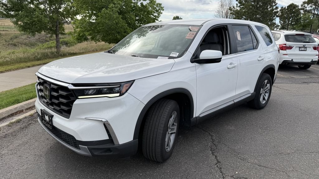 Used 2023 White Honda EX-L image 2