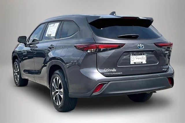 Used 2024 Gray Toyota XLE image 4