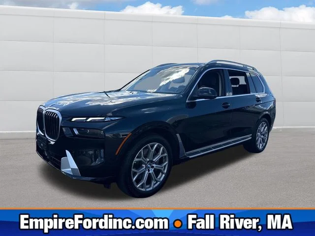 Used 2025 Black BMW xDrive40i image 1