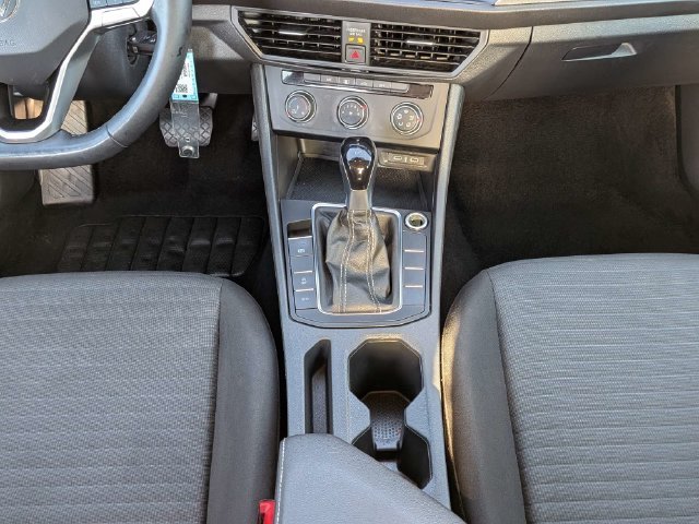 Used 2024 White Volkswagen 1.5T S image 18