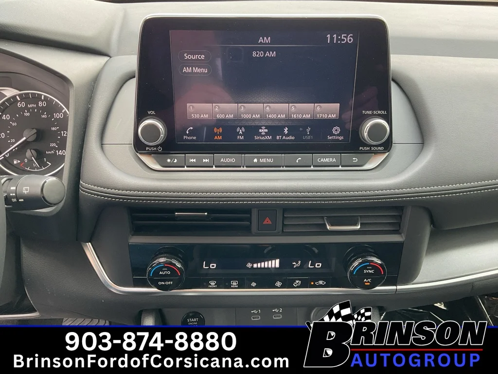 Used 2025 Everest White Pearl Nissan SV image 28