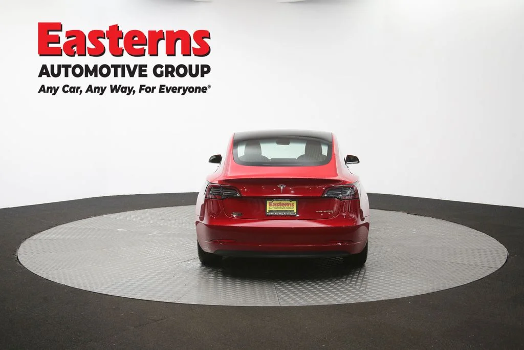 Used 2018 Red Tesla Long Range image 31