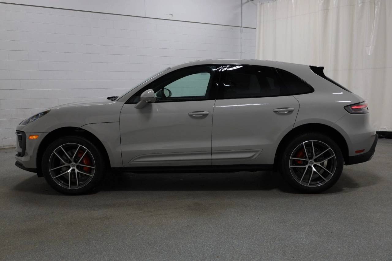 New 2026 Chalk Porsche S image 2