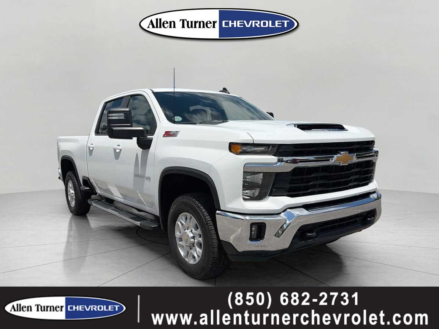 2024 Chevrolet Silverado HD LT 4WD Crew Cab Standard Box's photo