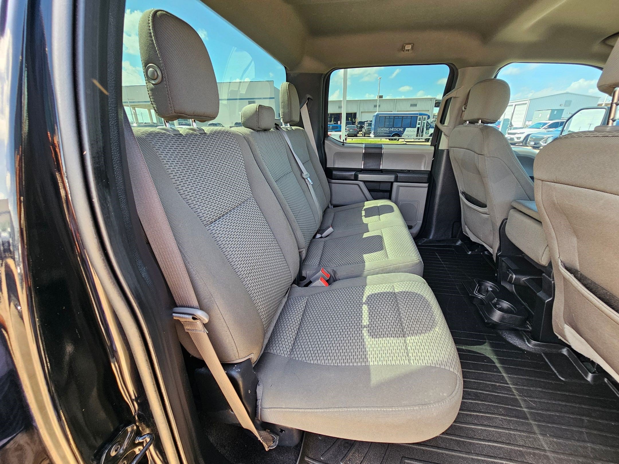 Used 2018 Shadow Black Ford XLT image 25