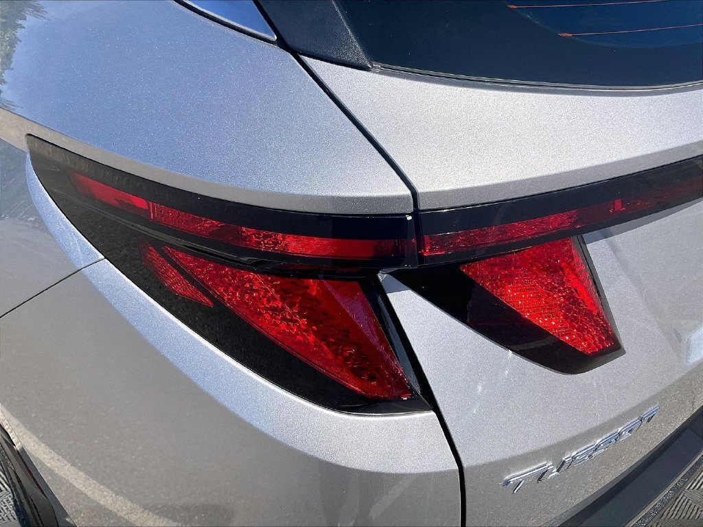 Used 2024 Silver Hyundai SE image 31