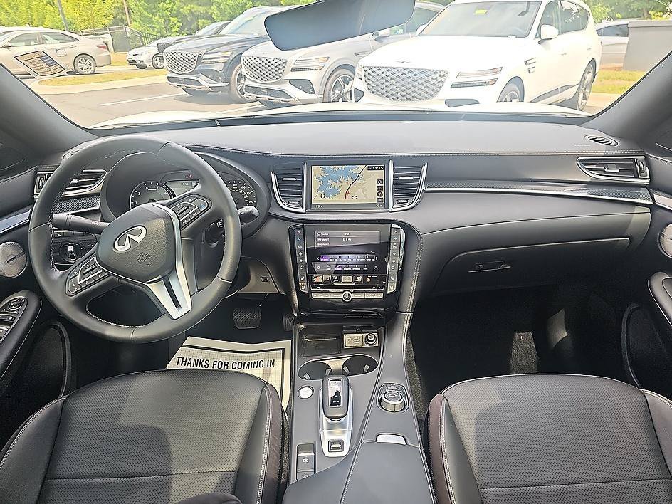 Used 2023 Radiant White INFINITI SPORT image 34