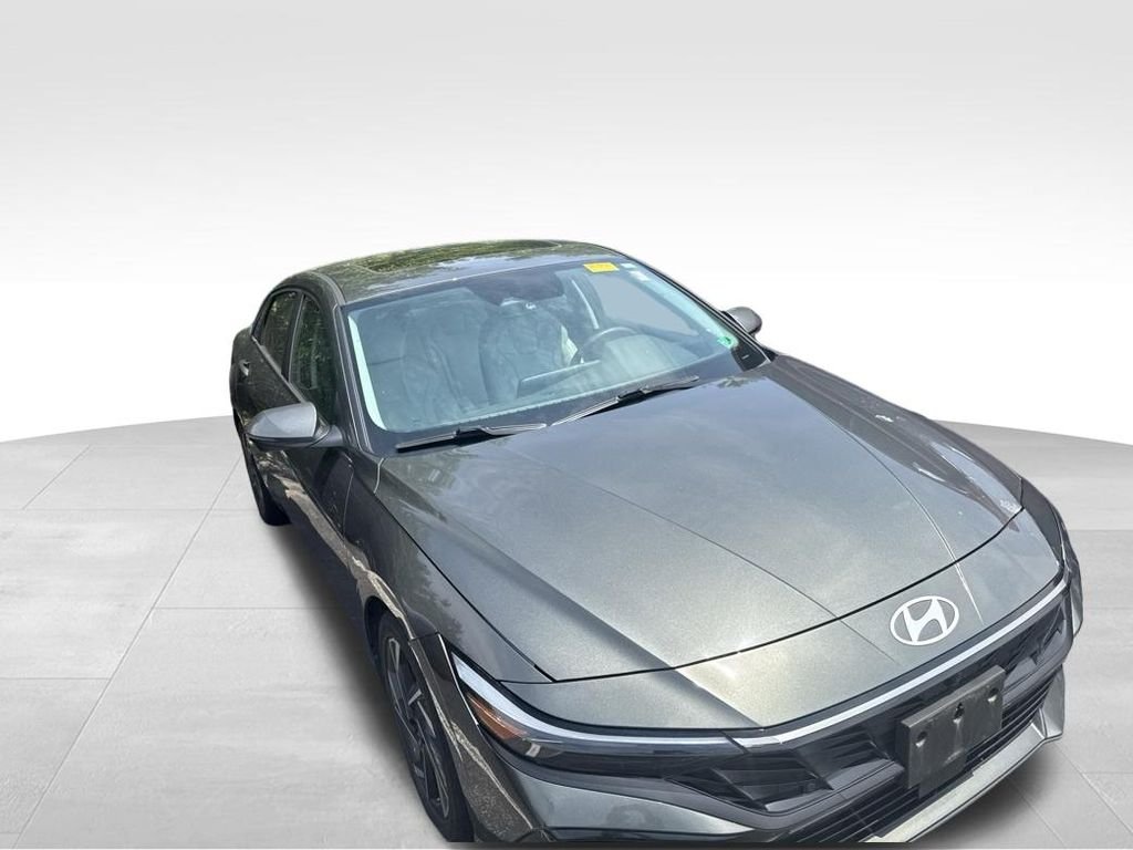 Used 2024 Gray Hyundai Limited image 2