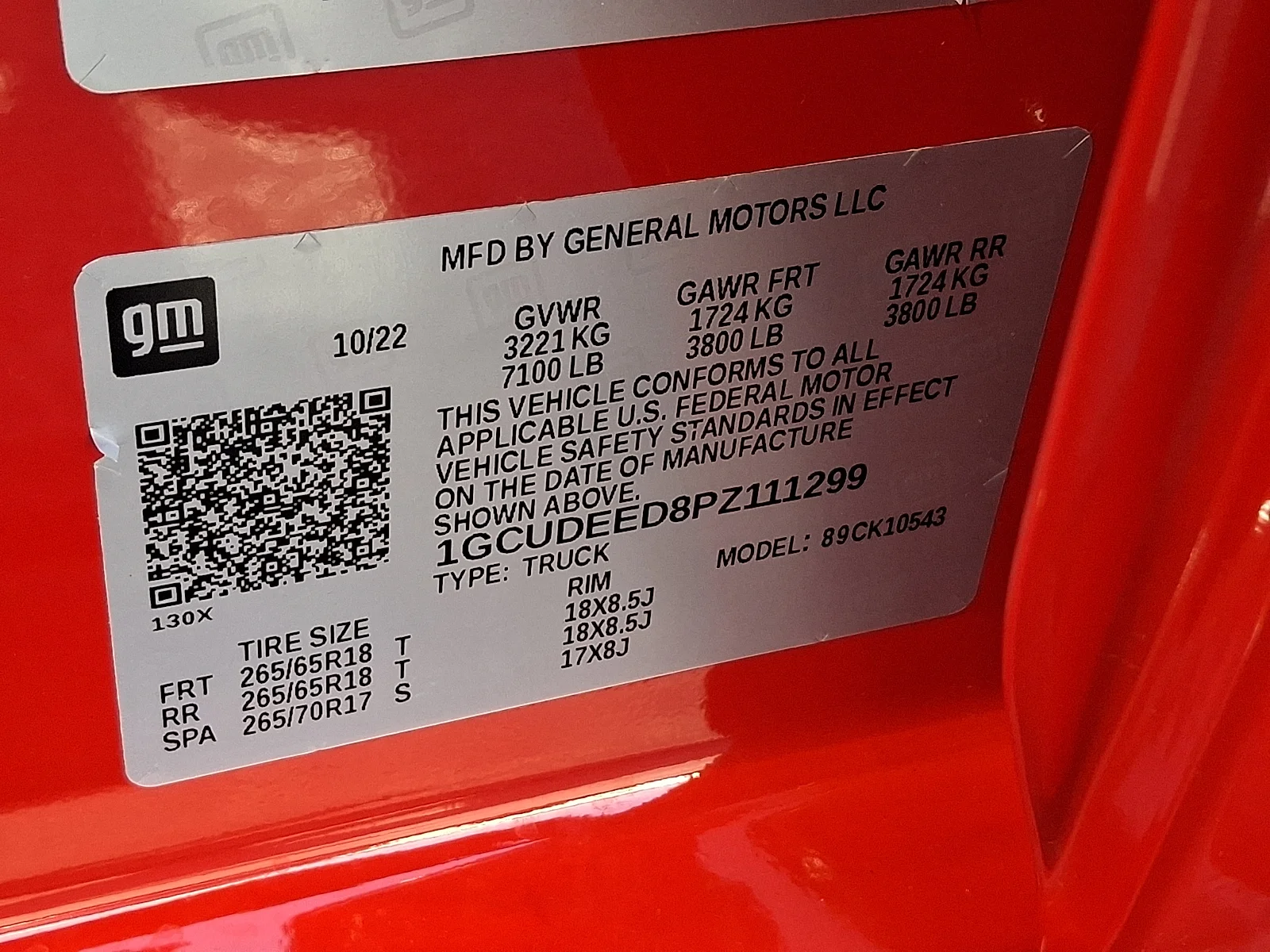 Used 2023 Red Hot - G7C Chevrolet 4WD Crew Cab Short Bed RST image 30