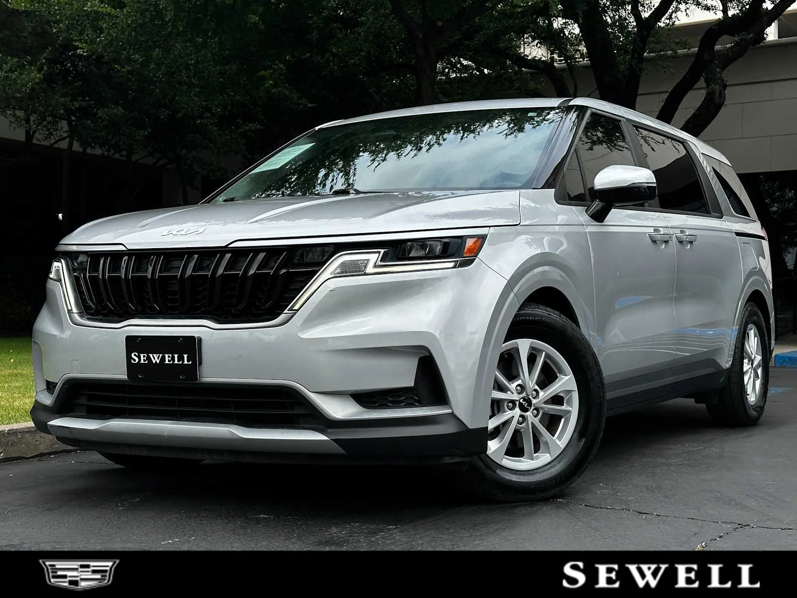2023 Kia Sedona LX Seat Pkg's photo