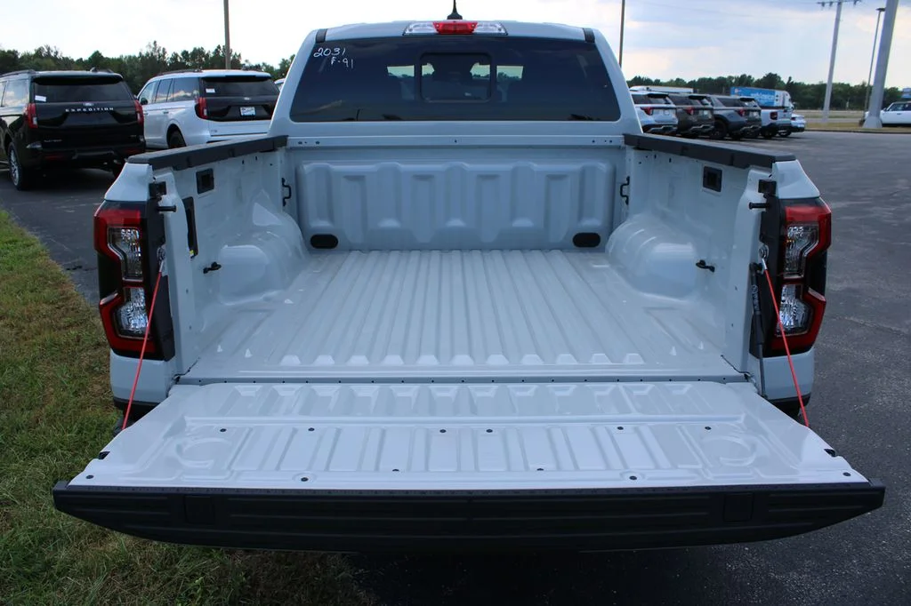 New 2026 Avalanche Ford Lariat® image 13