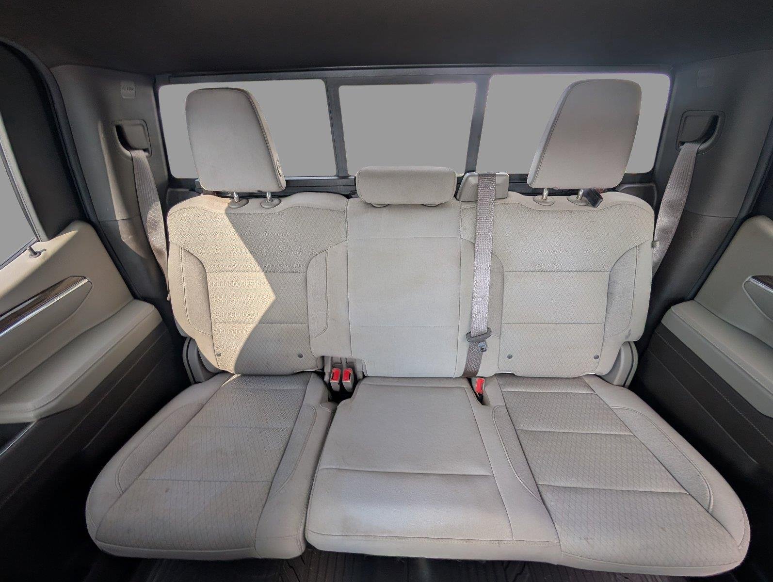 Used 2023 SUMMIT WHITE Chevrolet LT image 32