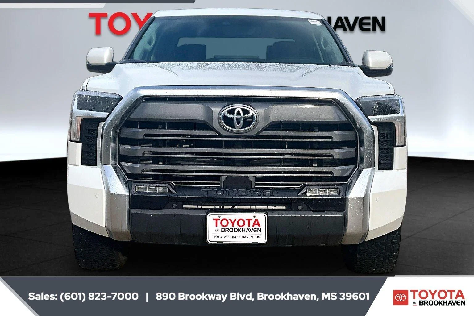 Used 2024 Wind Chill Pearl Toyota Limited Hybrid image 3
