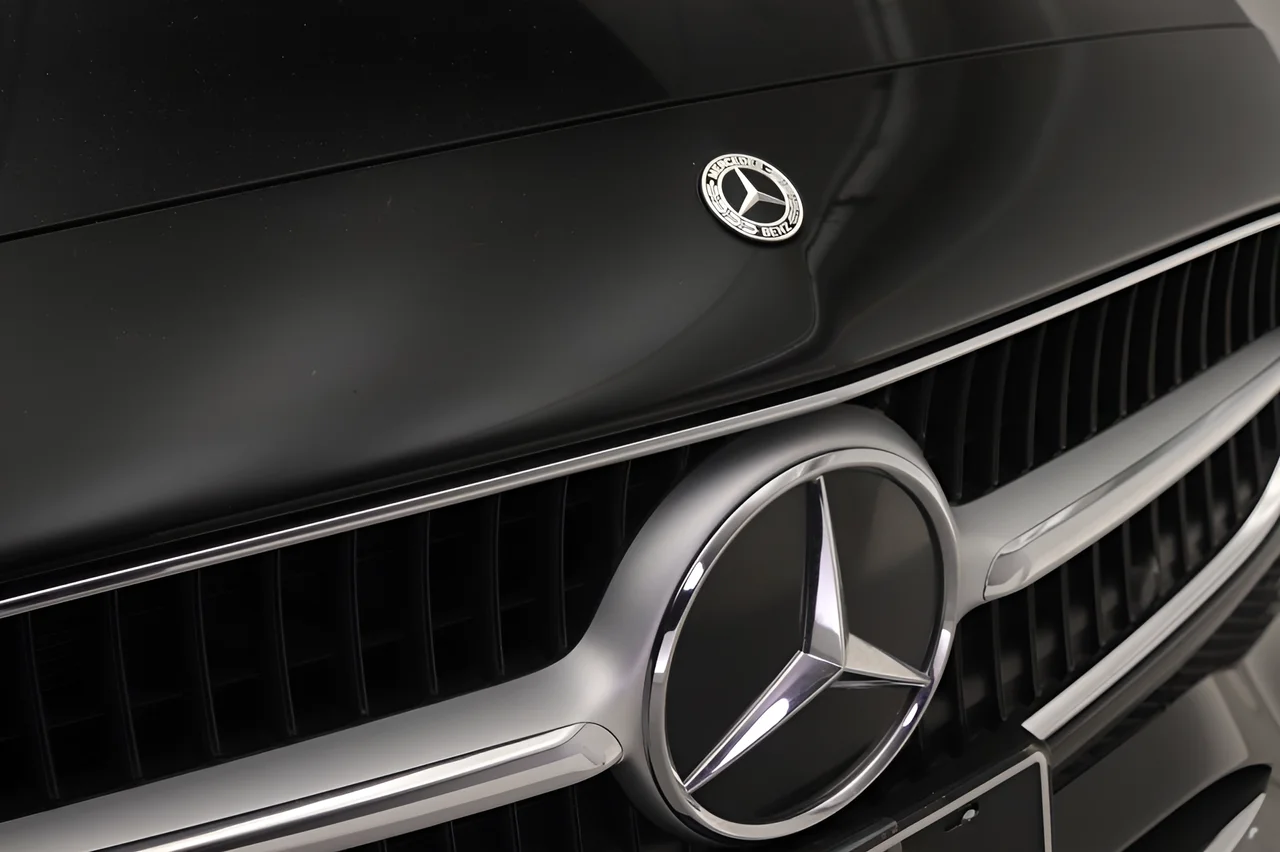 2023 Mercedes-Benz C-Class Sedan C 300 - Photo 25