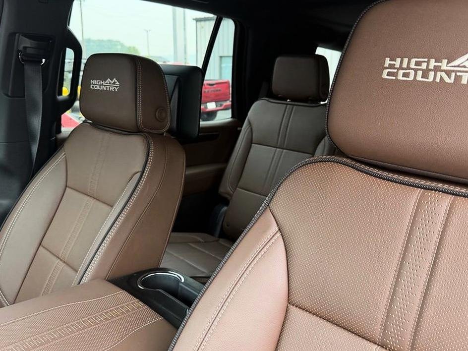 Used 2025 Gray Chevrolet High Country image 14