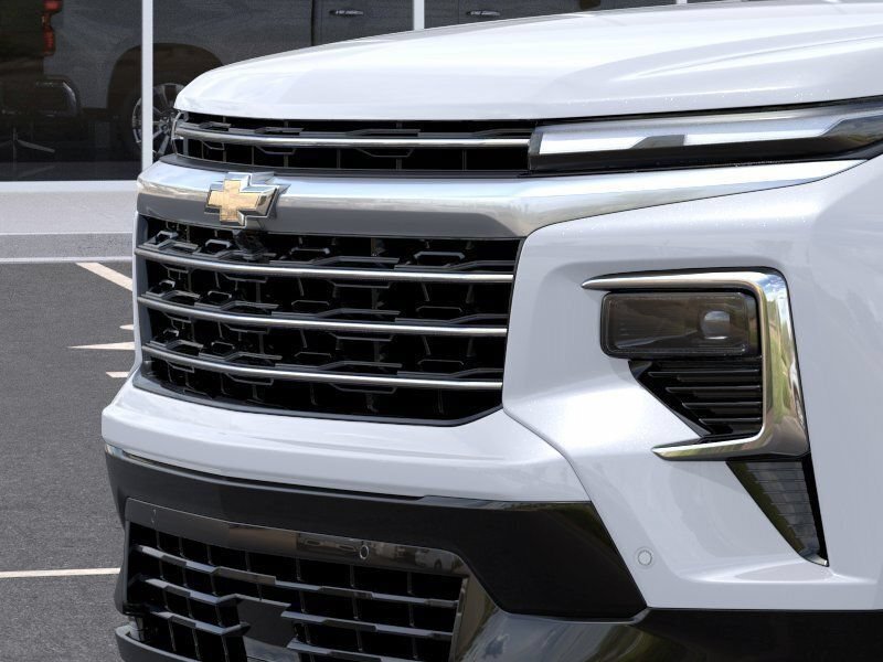 New 2026 Polar White Tricoat Chevrolet High Country image 13