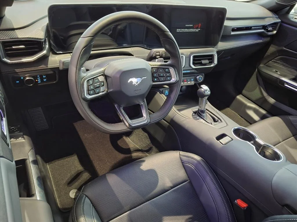 2025 Ford Mustang GT Premium Fastback - Photo 6