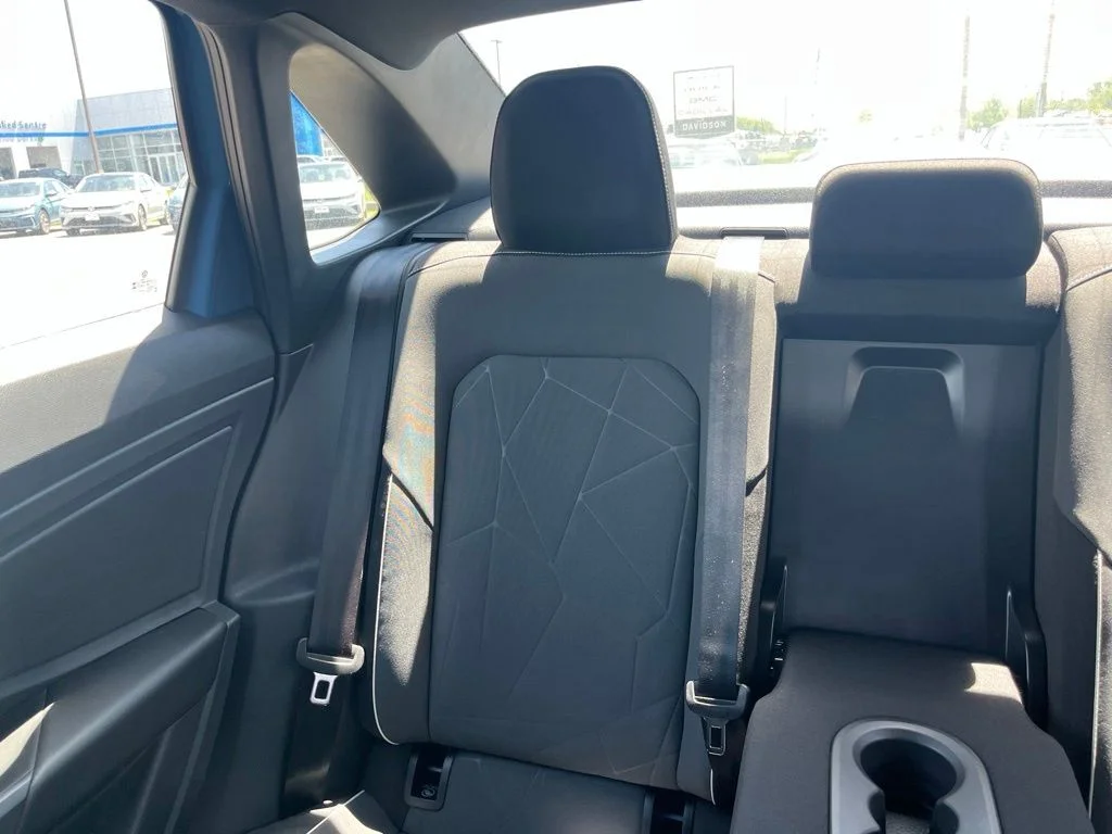 New 2026 Blue Volkswagen 1.5T Sport image 13