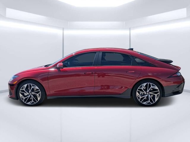 Used 2024 Red Hyundai SEL image 6